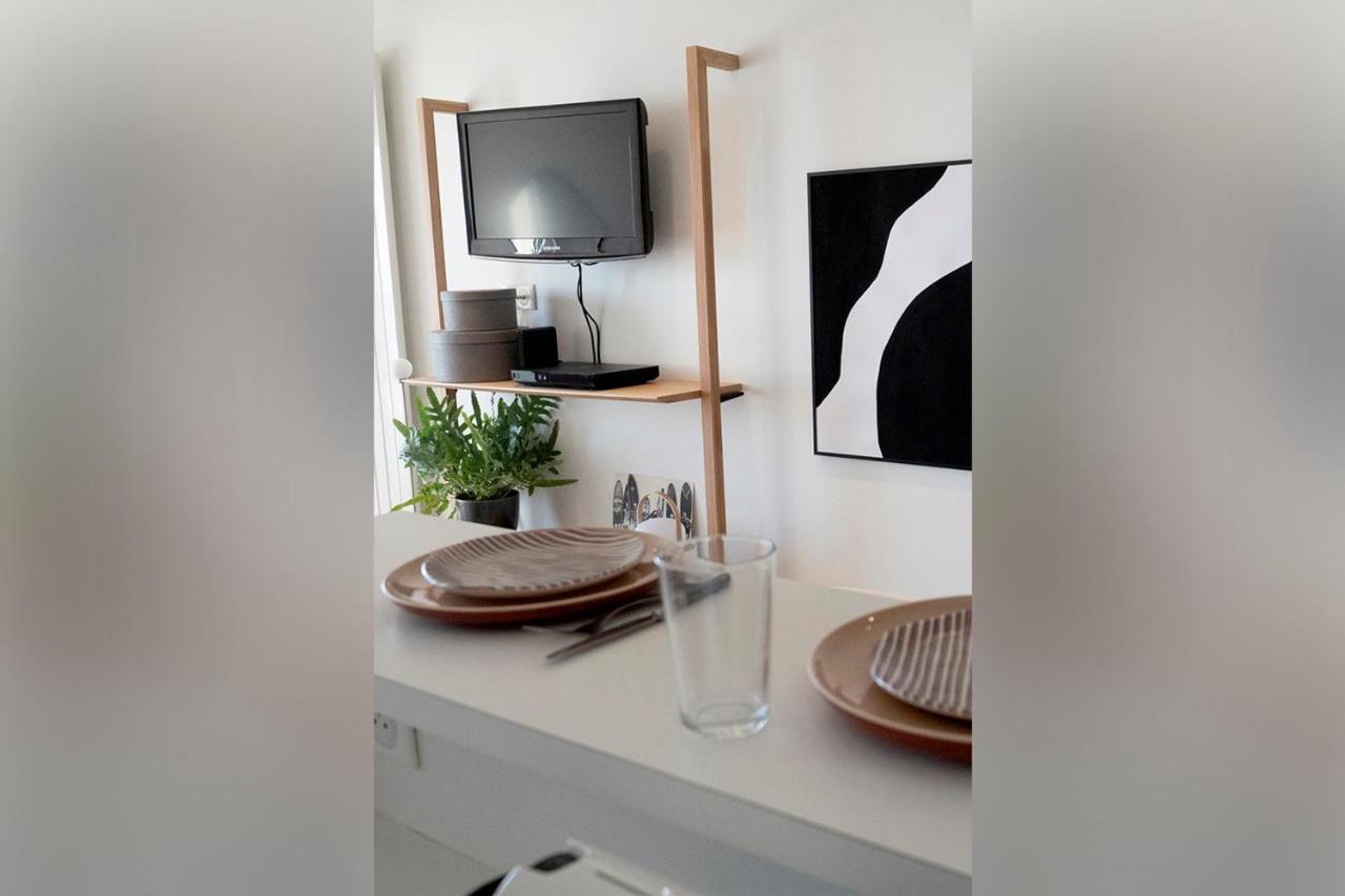 Nouvelle Vague Modern Ocean View Studio W Balcony - Swimming Pool Биариц Екстериор снимка